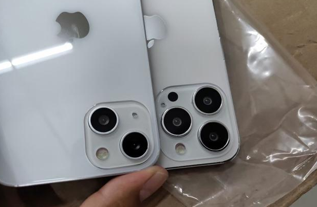 鼎城苹果手机维修分享iPhone 13‌机模长什么样 