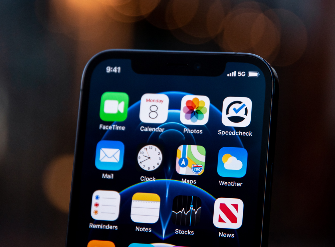 鼎城苹果手机维修分享为什么 iPhone 12 在冬季会自动关机 