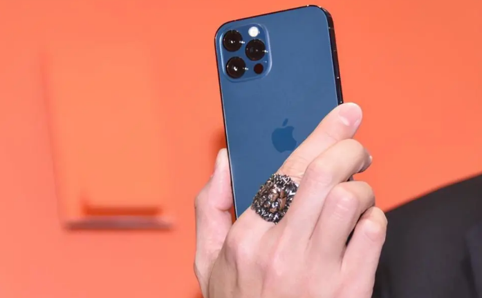 鼎城苹果手机维修分享iPhone12系列重启方法教程 